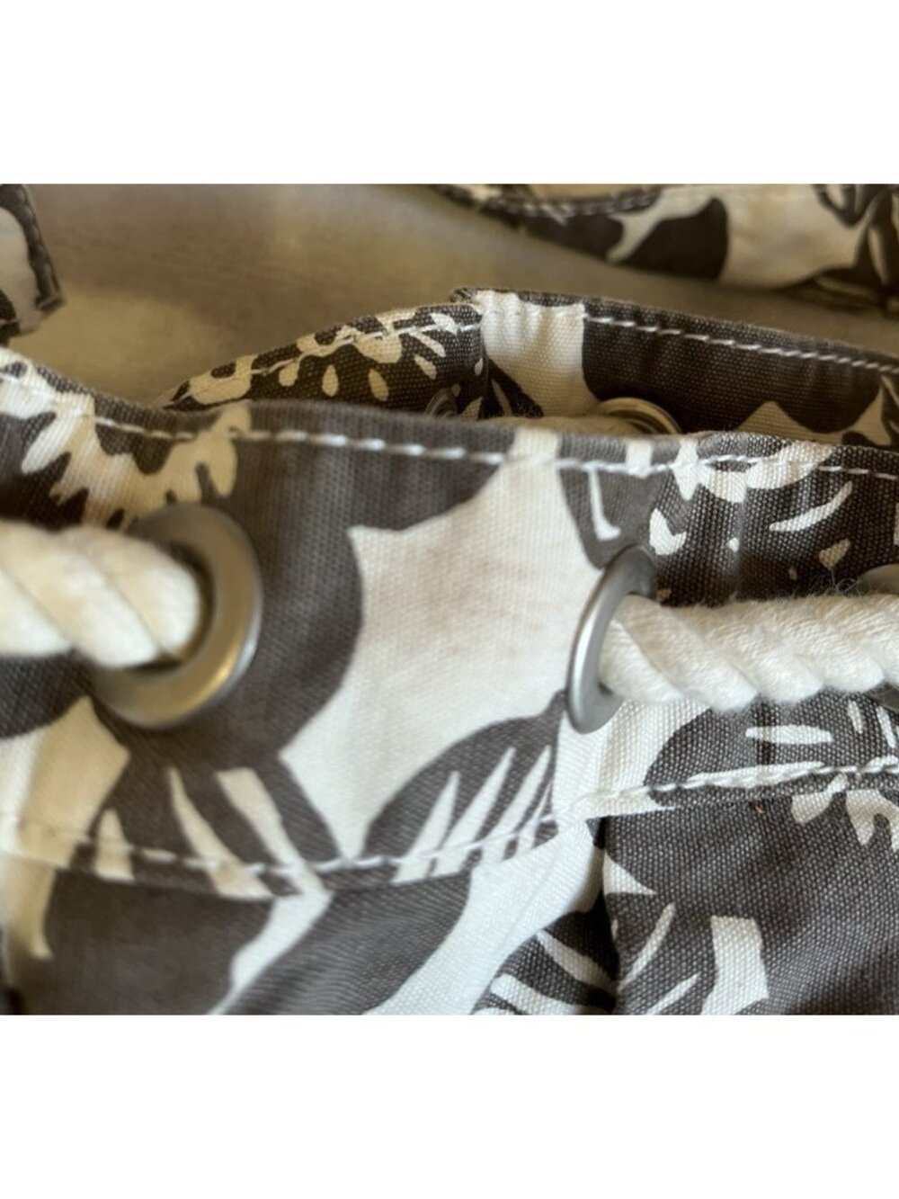 Aeropostale Floral Canvas Drawstring Hobo Shoulder Bag Green White Medium - Picture 12 of 14